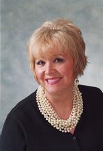 Real Estate Agent Sandi Cather